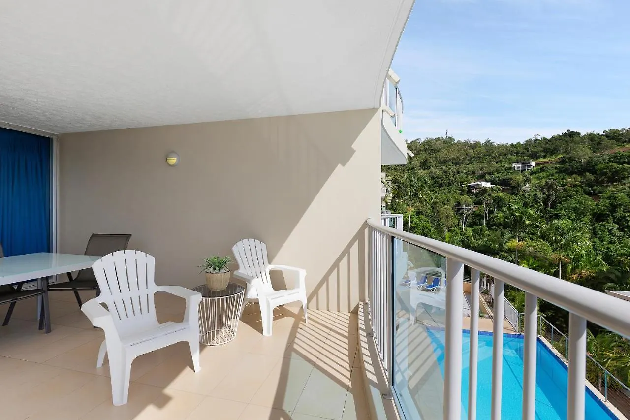****  Azure Sea Whitsunday Resort Airlie Beach Australia