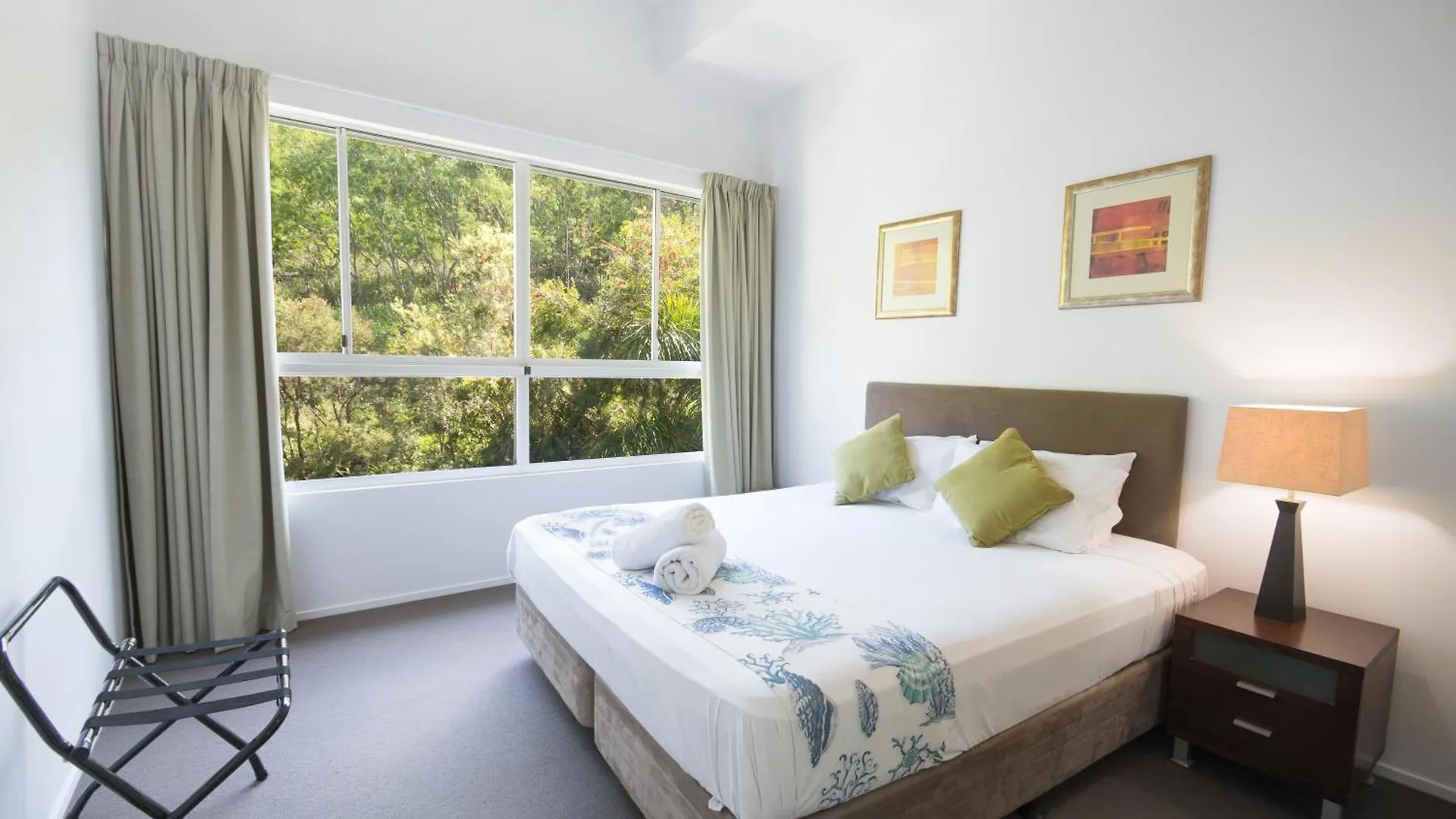 Azure Sea Whitsunday Resort Airlie Beach 4*,  Australia