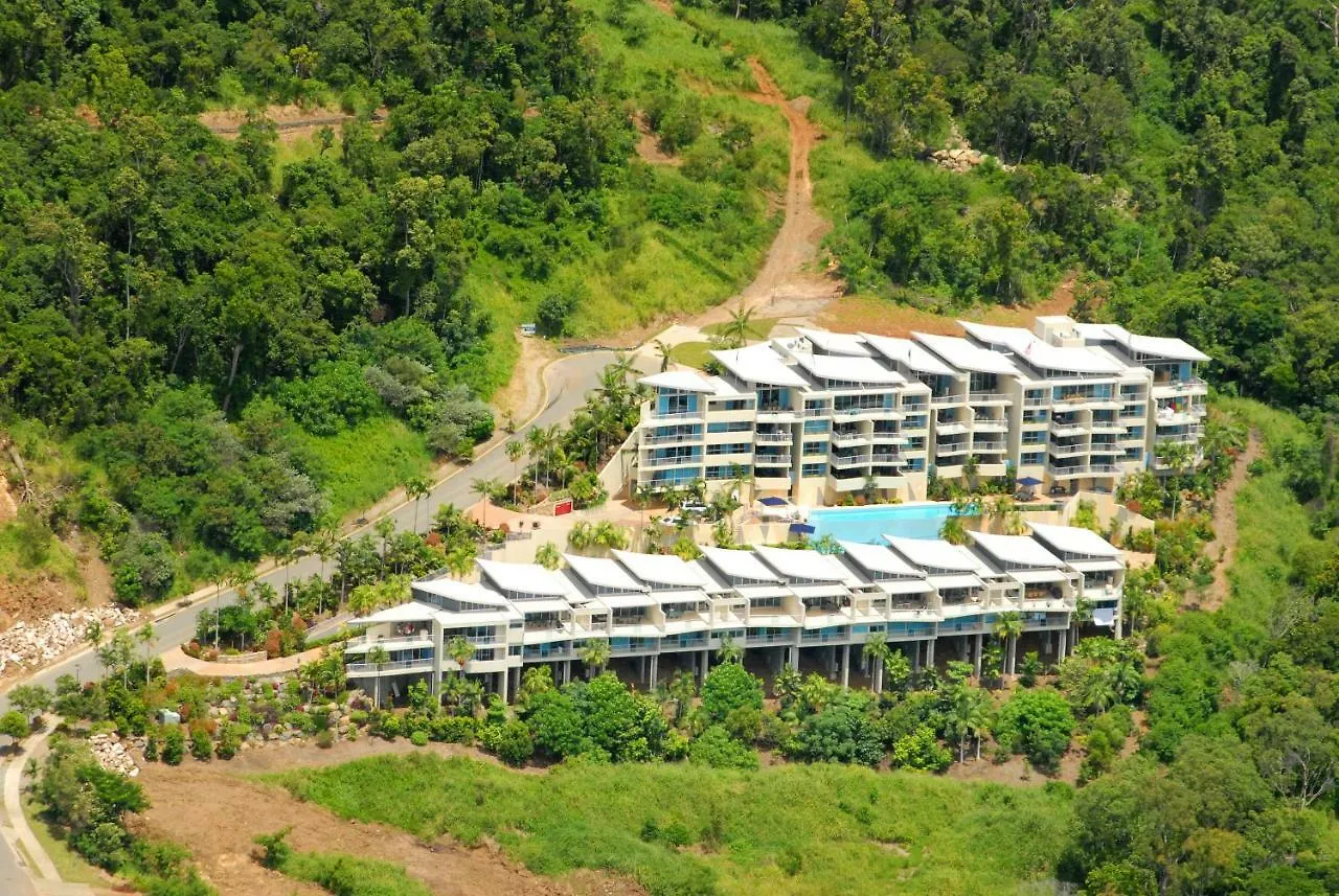 ****  Azure Sea Whitsunday Resort Airlie Beach Australia